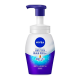 Слабокислотная пенка для умывания лица (очистка пор и контроль себума) "Nivea Clear Beauty Foaming Face Wash", 150 мл
