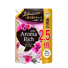 Кондиционер для белья "Soflan Aroma Rich", 950 мл (Сменный блок)